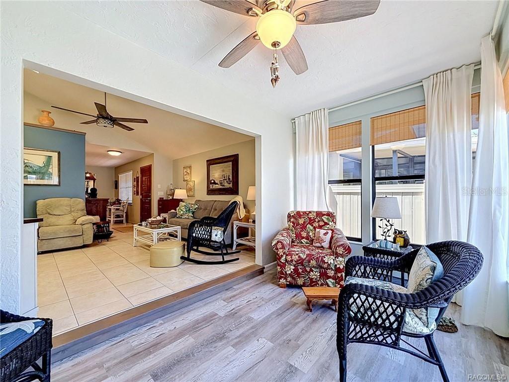 Image 39 of 76 For 5198 Riverview Circle