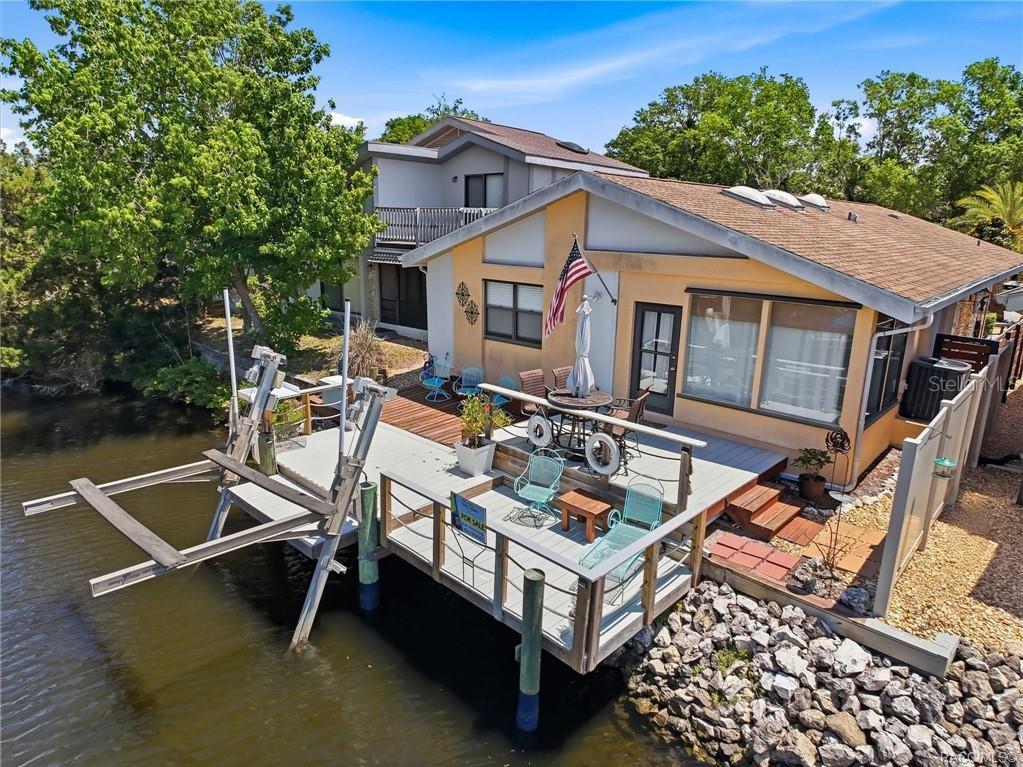 Image 52 of 76 For 5198 Riverview Circle