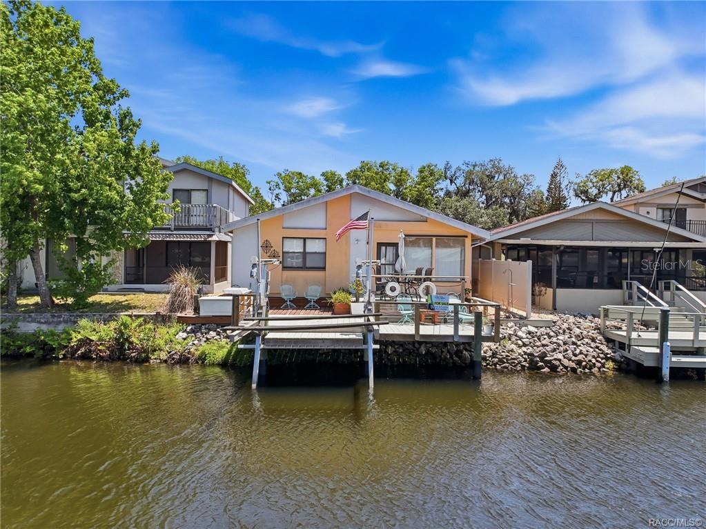 Image 53 of 76 For 5198 Riverview Circle