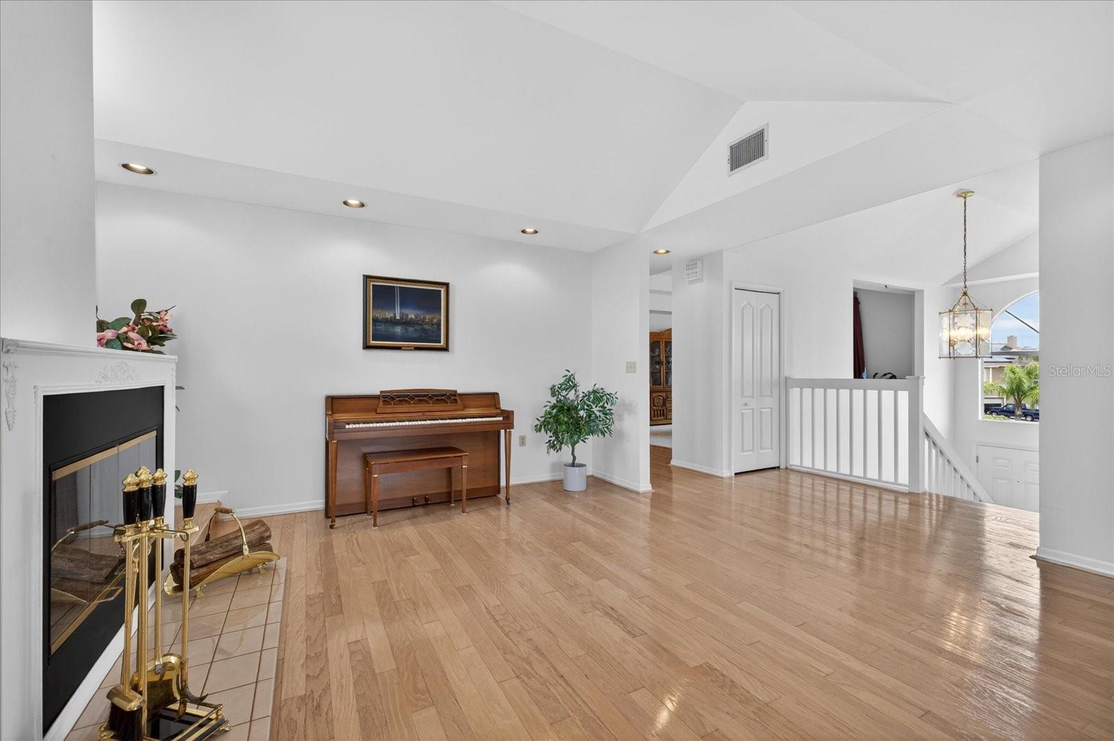 Image 12 of 87 For 4340 Seagull Drive