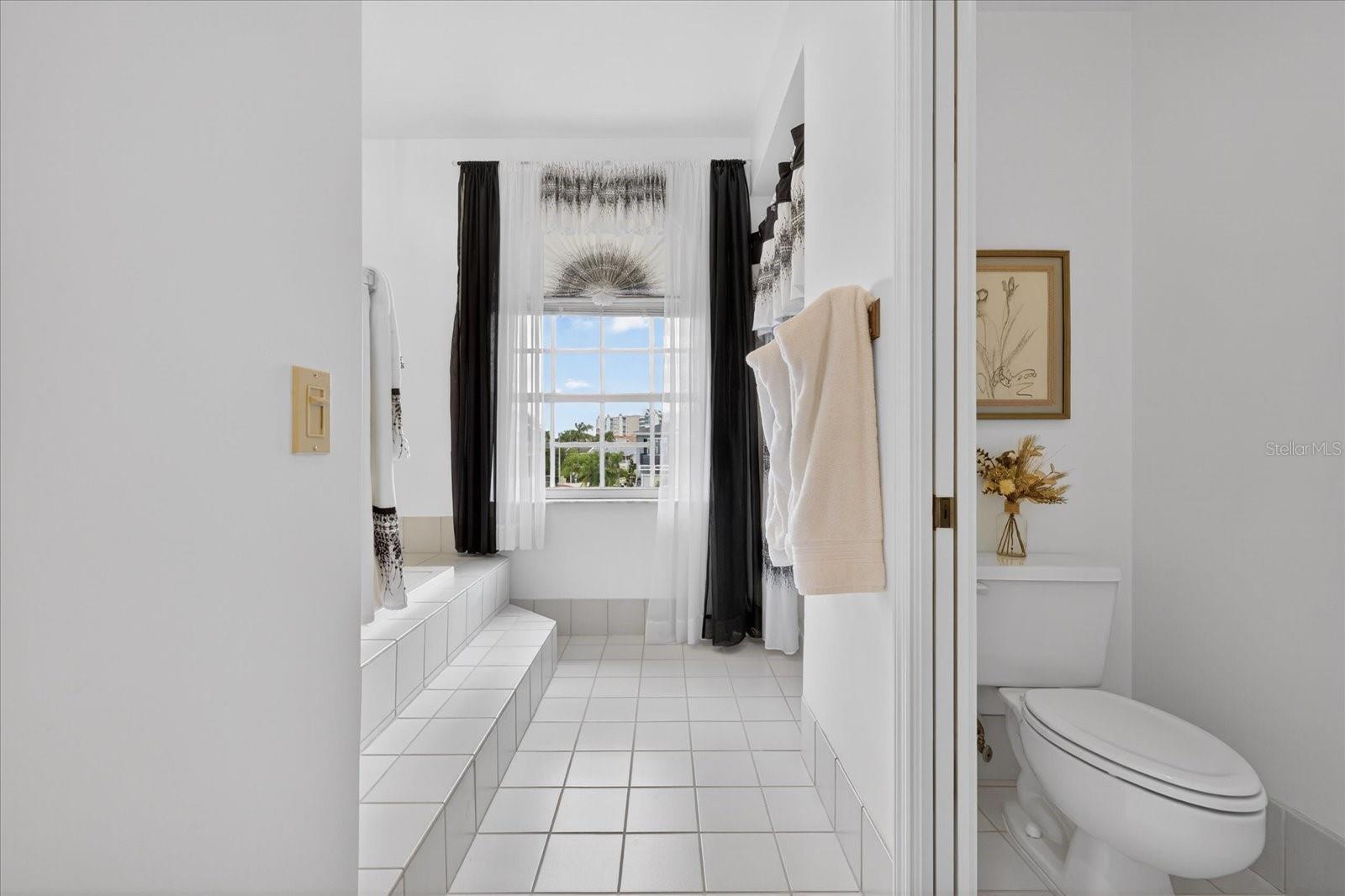 Image 38 of 87 For 4340 Seagull Drive