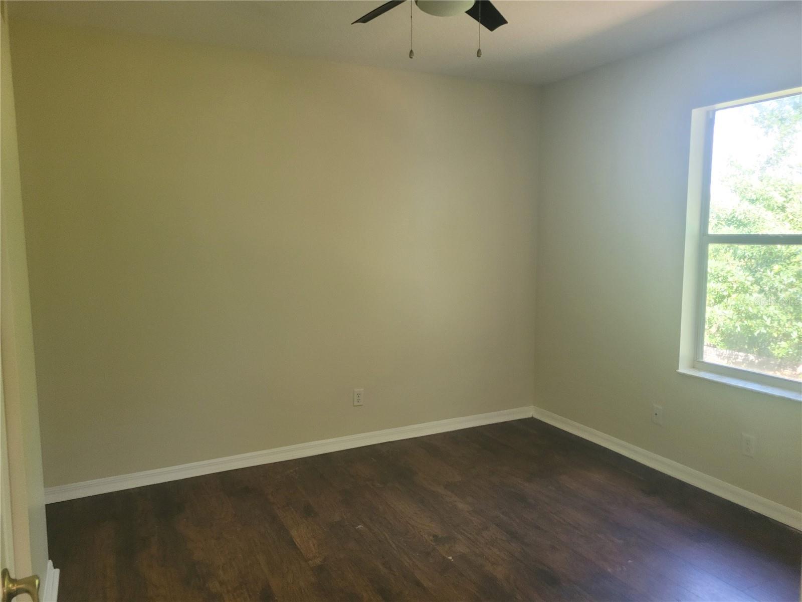 Image 10 of 26 For 715 Cypress Park Avenue