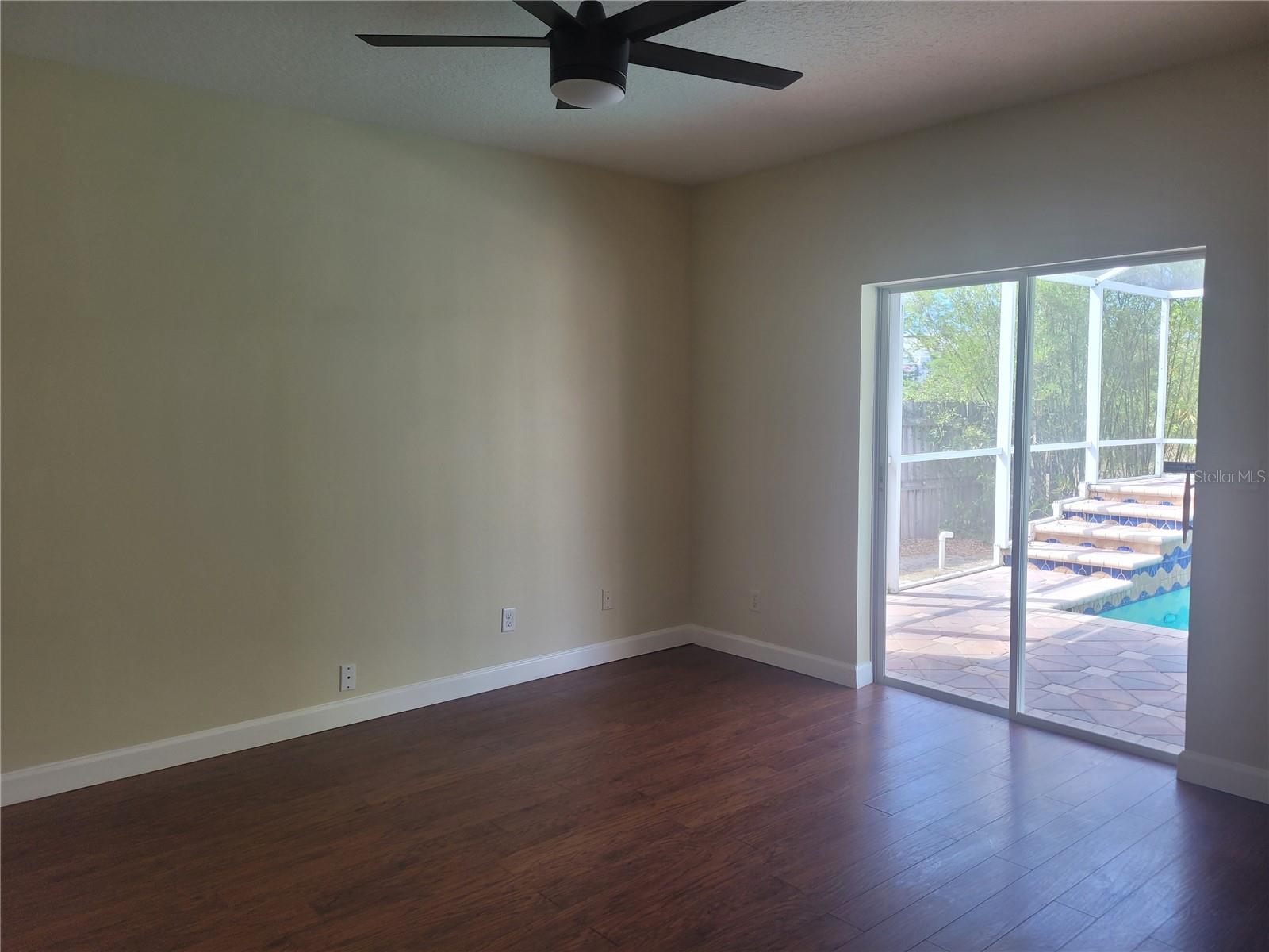 Image 11 of 26 For 715 Cypress Park Avenue