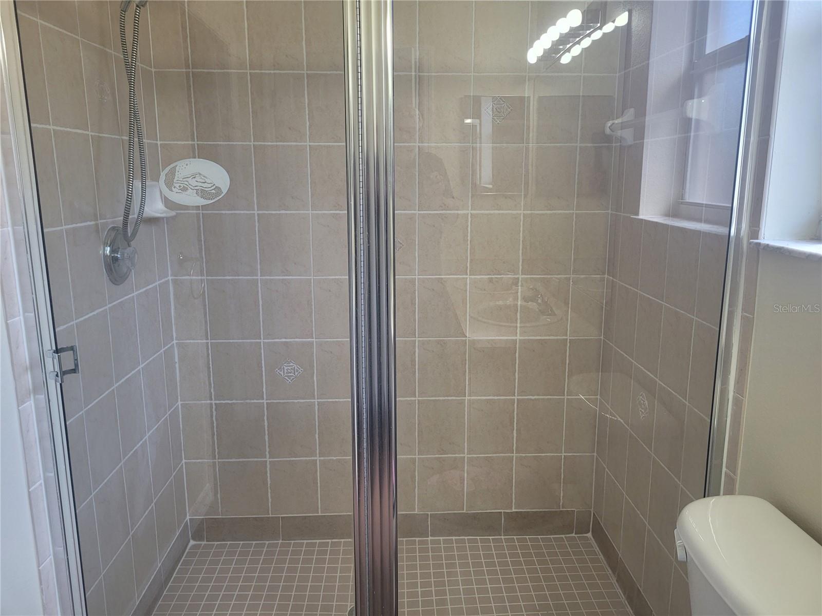 Image 14 of 26 For 715 Cypress Park Avenue