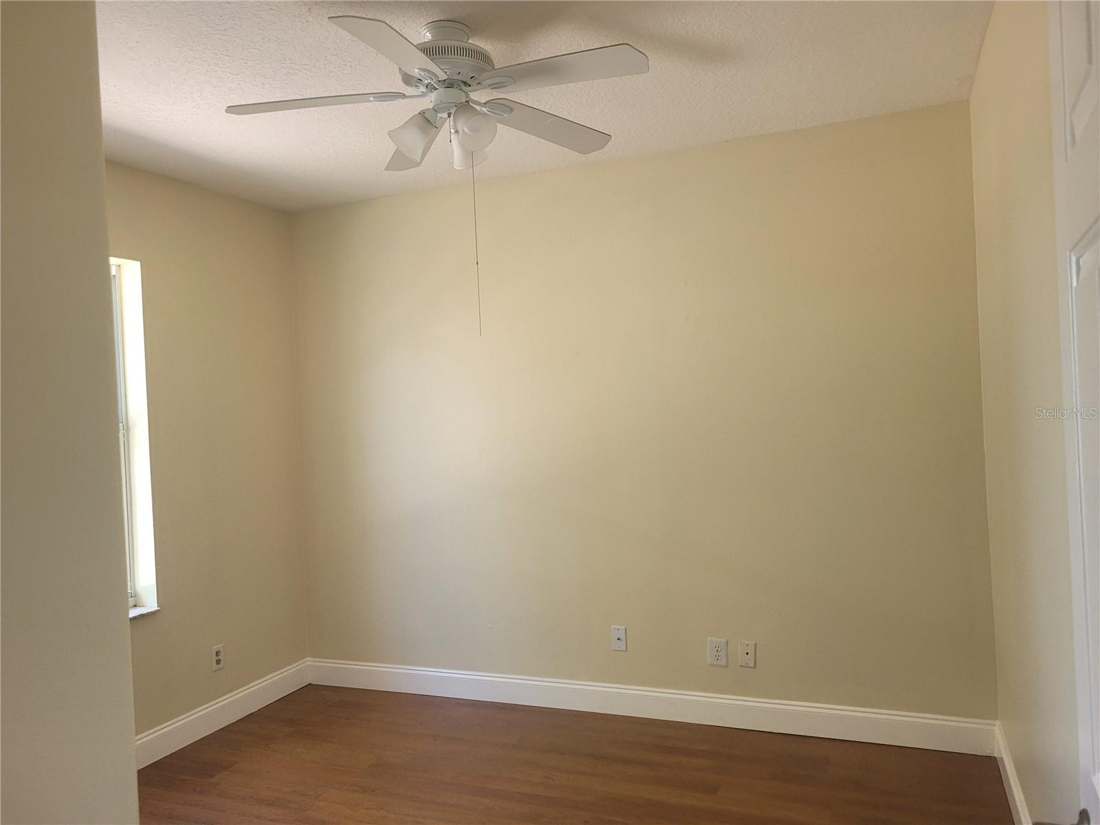 Image 19 of 26 For 715 Cypress Park Avenue