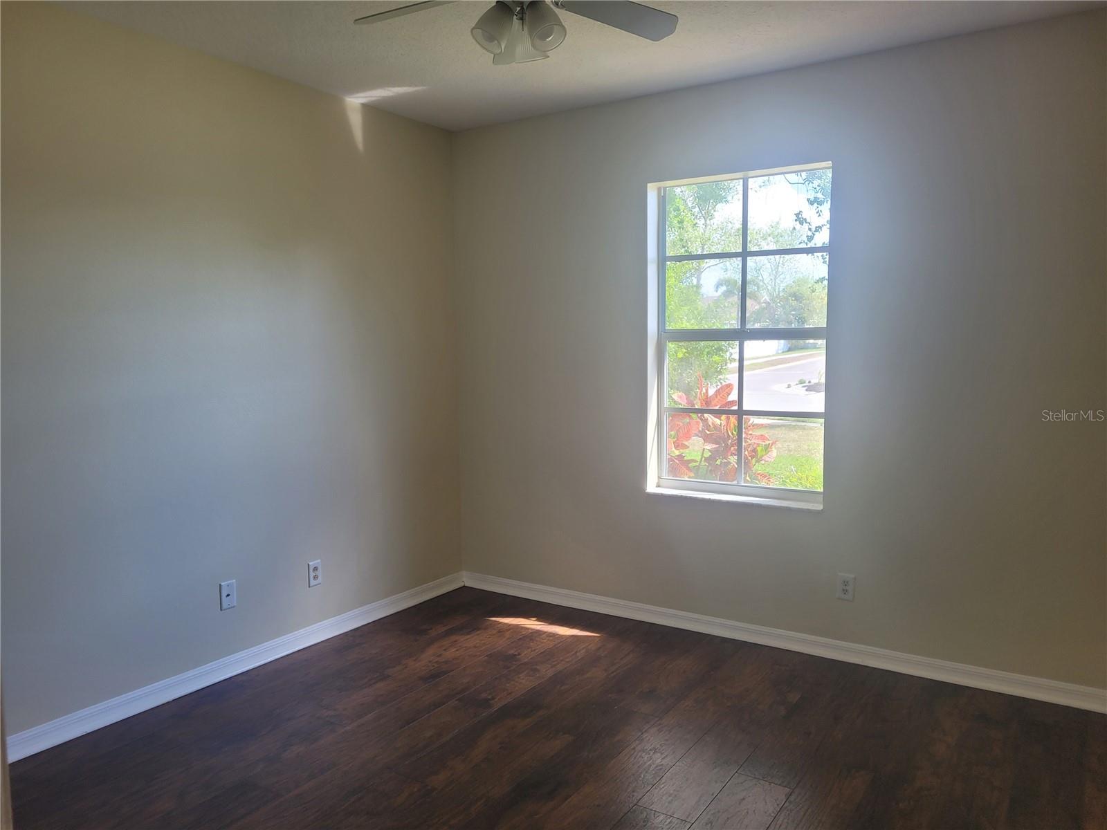 Image 8 of 26 For 715 Cypress Park Avenue