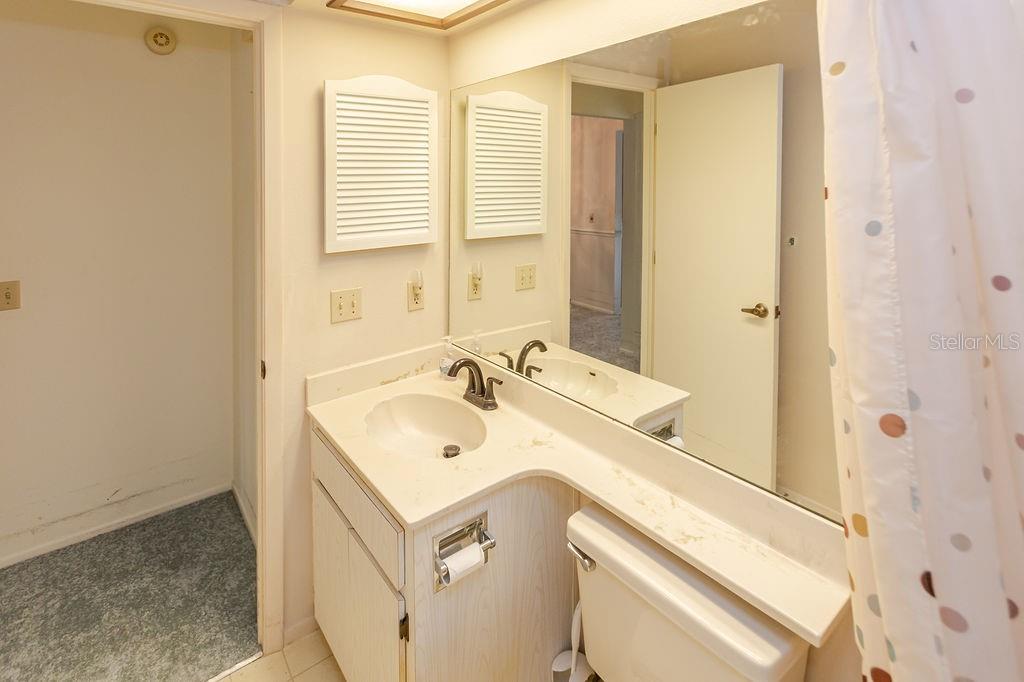 Image 29 of 41 For 6402 Ocean Pines Lane