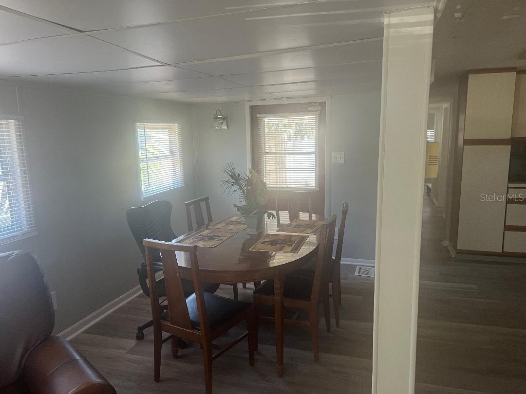 Image 13 of 17 For 1949 Hess Drive