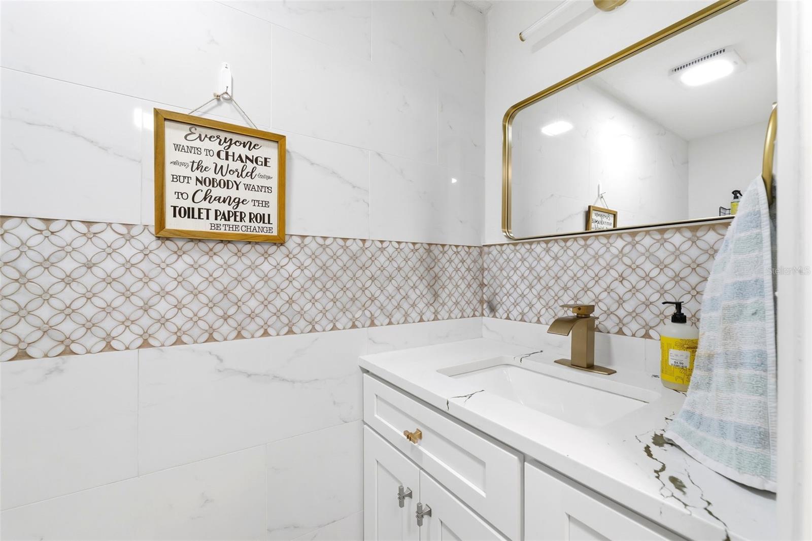 Image 17 of 77 For 19003 Cedar Lane