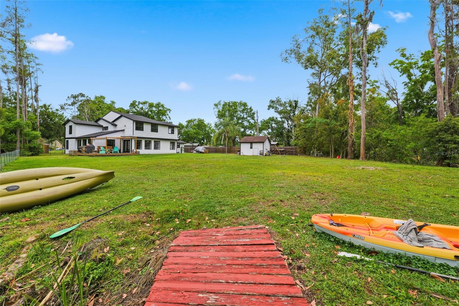 Image 29 of 77 For 19003 Cedar Lane