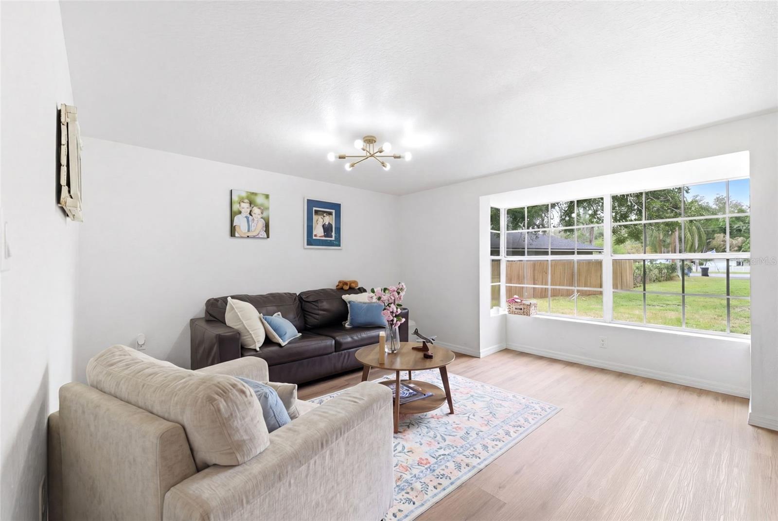 Image 5 of 77 For 19003 Cedar Lane