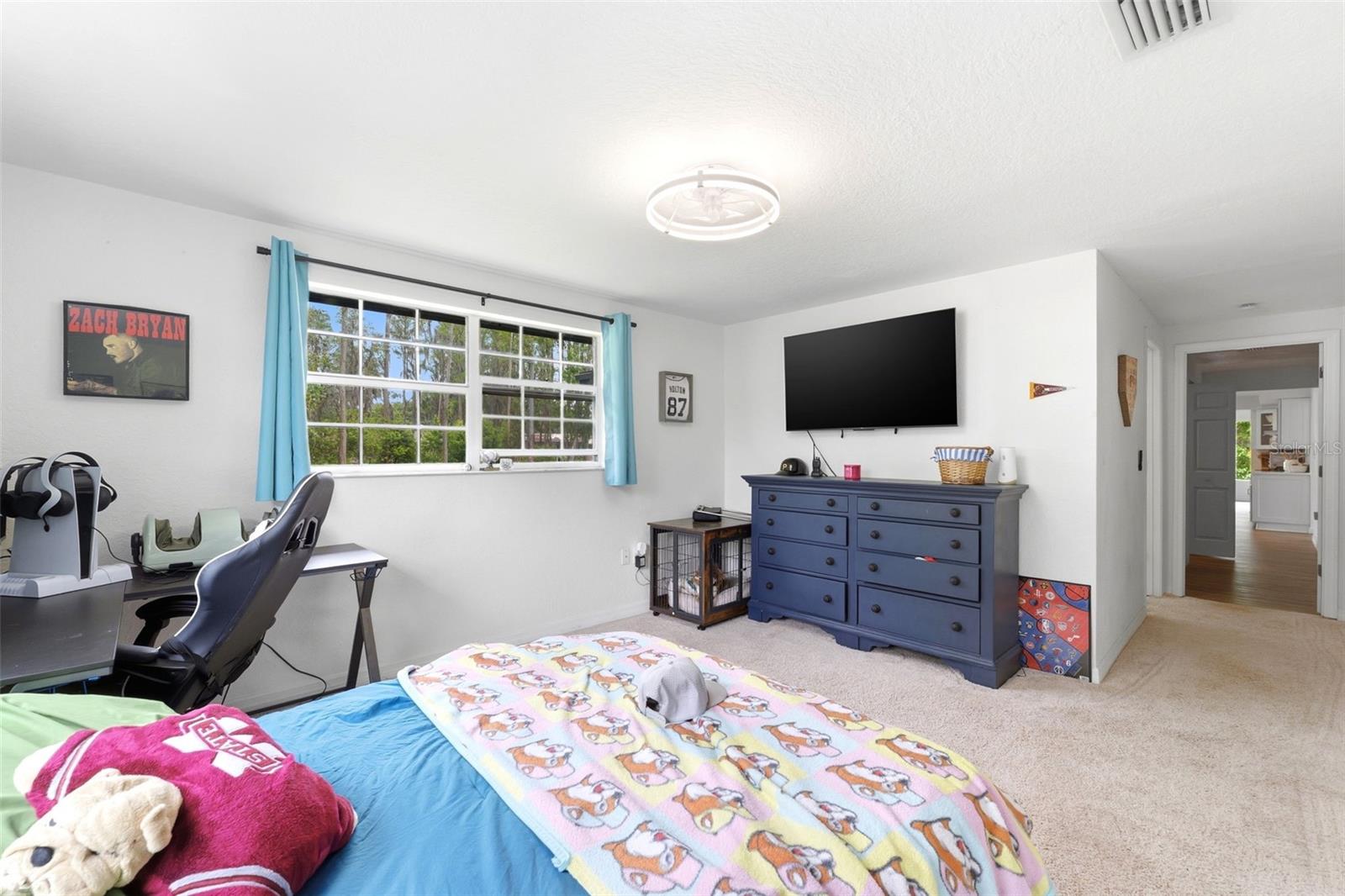 Image 56 of 77 For 19003 Cedar Lane