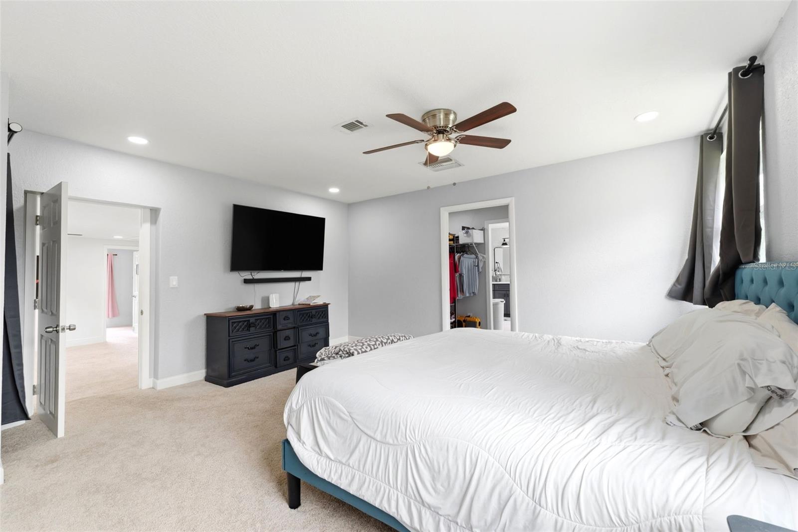 Image 59 of 77 For 19003 Cedar Lane