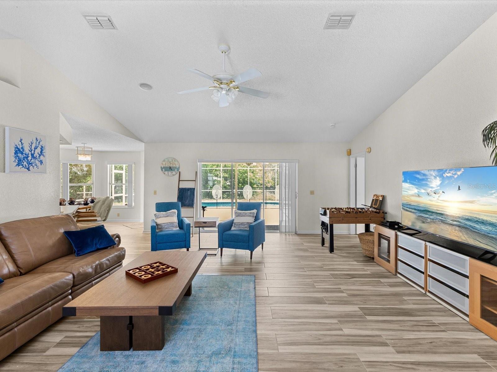 Image 12 of 40 For 8052 Spring Hill Drive