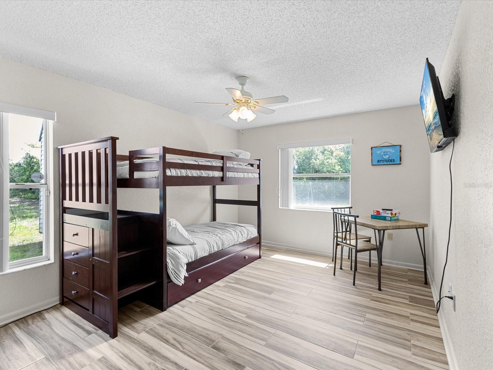 Image 23 of 40 For 8052 Spring Hill Drive