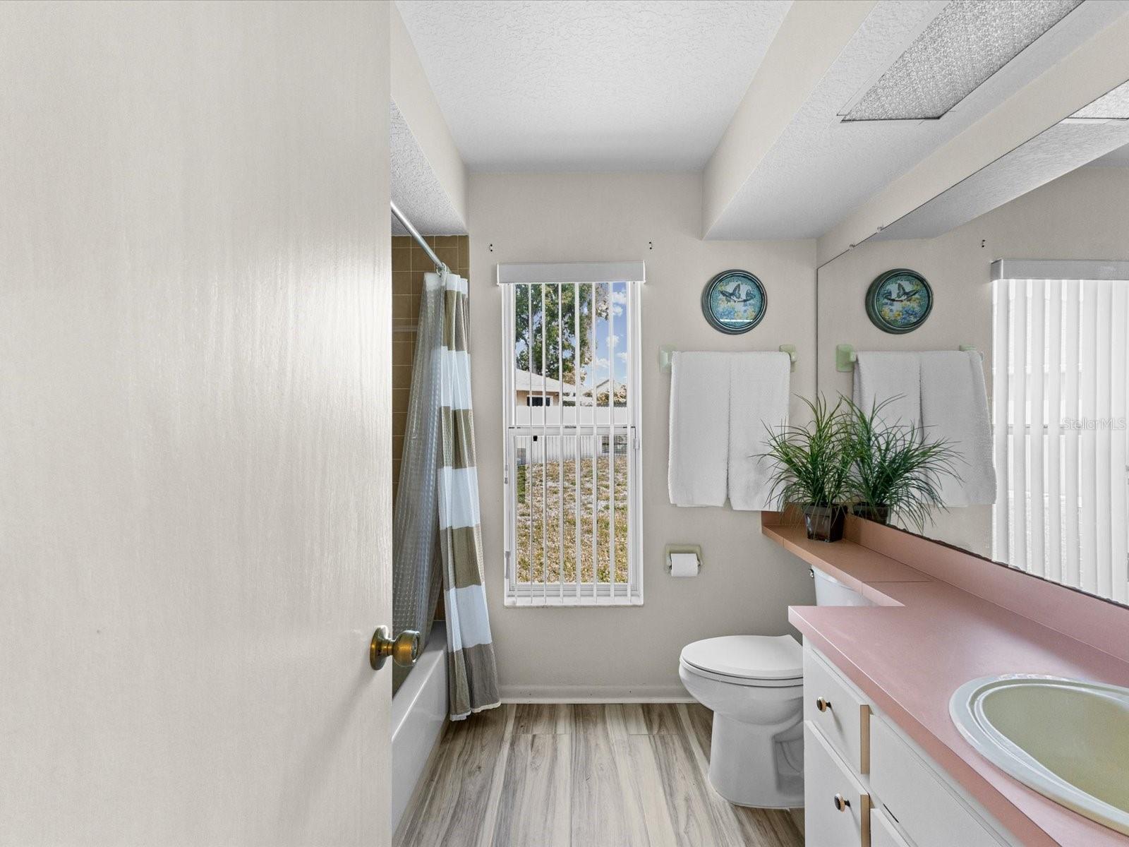 Image 25 of 40 For 8052 Spring Hill Drive