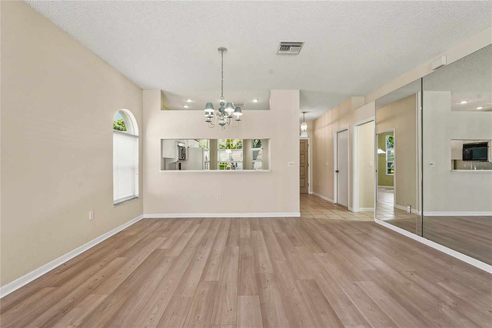 Image 15 of 64 For 1186 Dartford Drive
