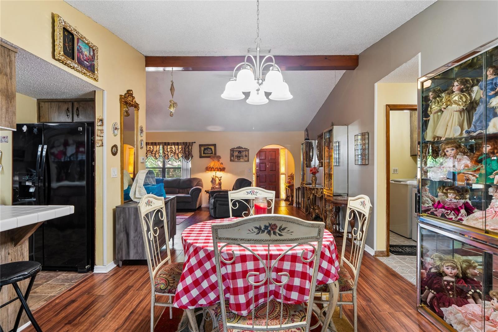 Image 16 of 49 For 11122 Maderia Street