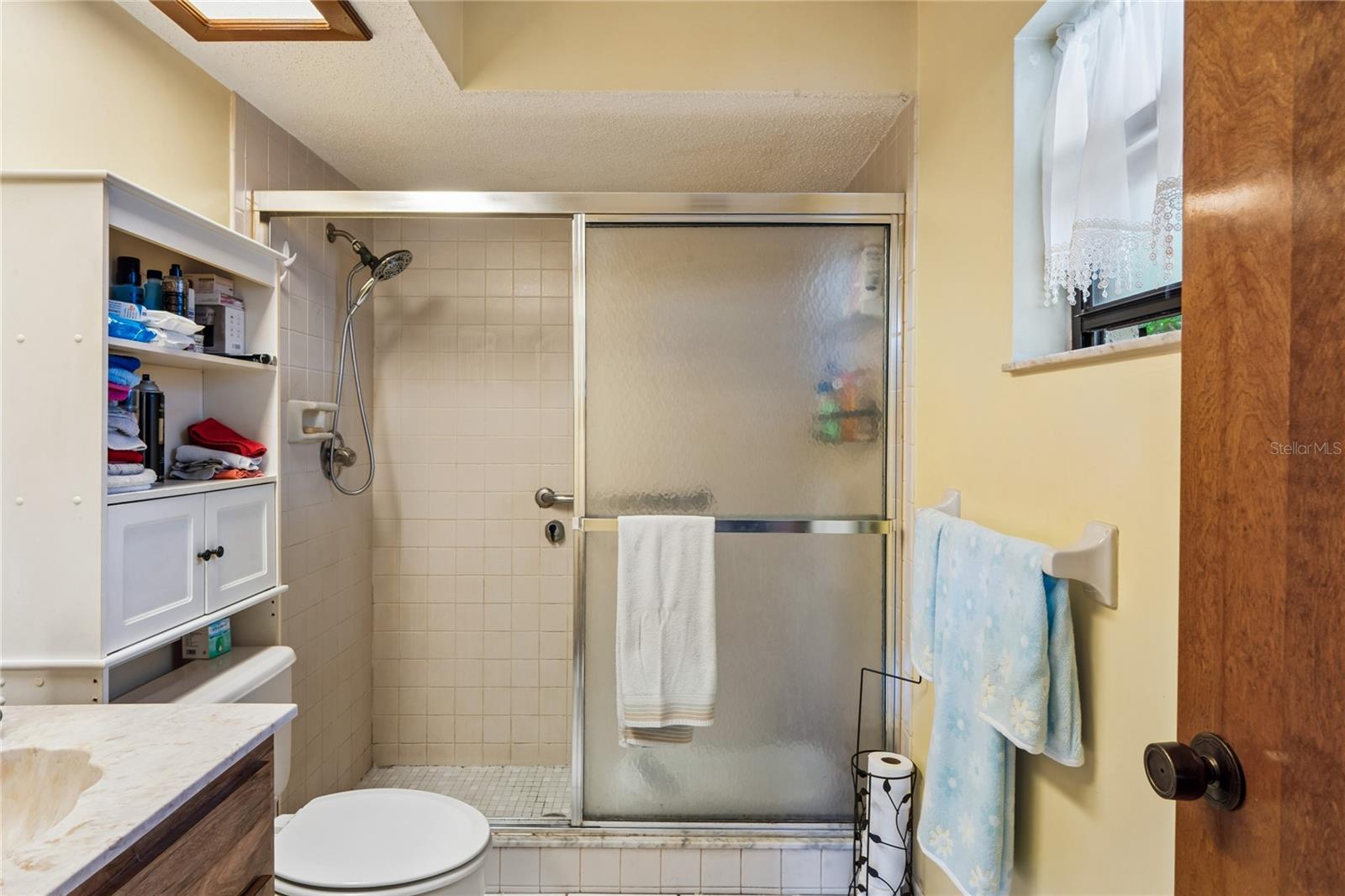 Image 23 of 49 For 11122 Maderia Street