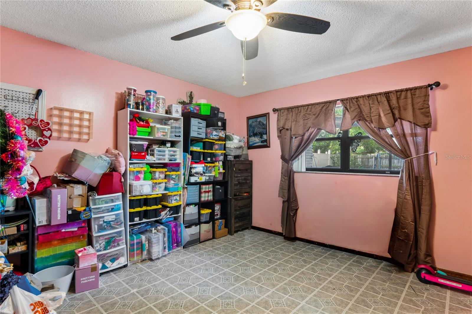 Image 26 of 49 For 11122 Maderia Street