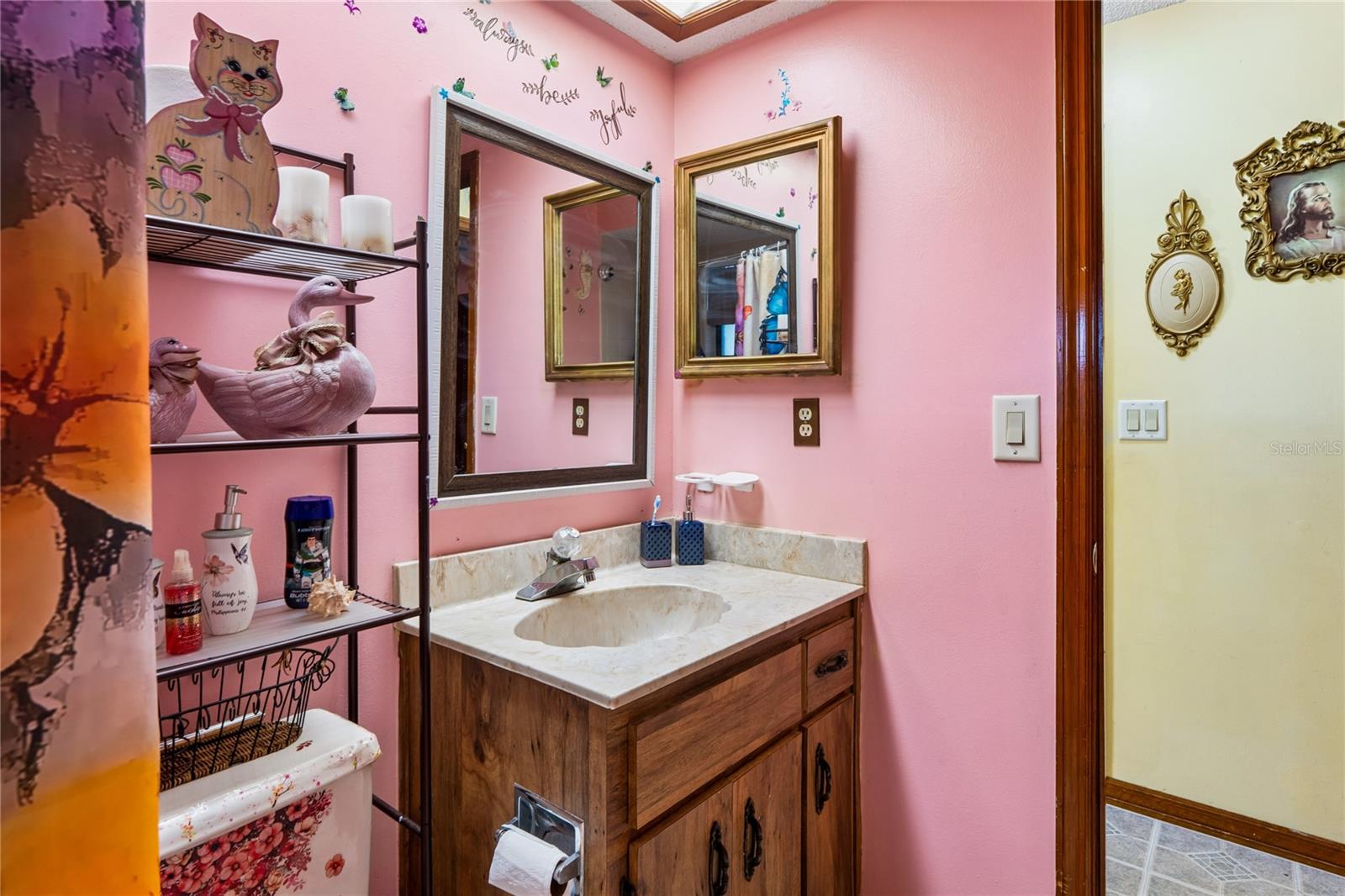 Image 30 of 49 For 11122 Maderia Street