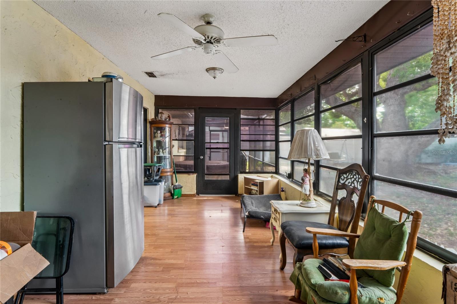 Image 33 of 49 For 11122 Maderia Street