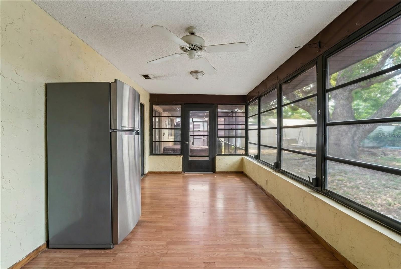 Image 34 of 49 For 11122 Maderia Street