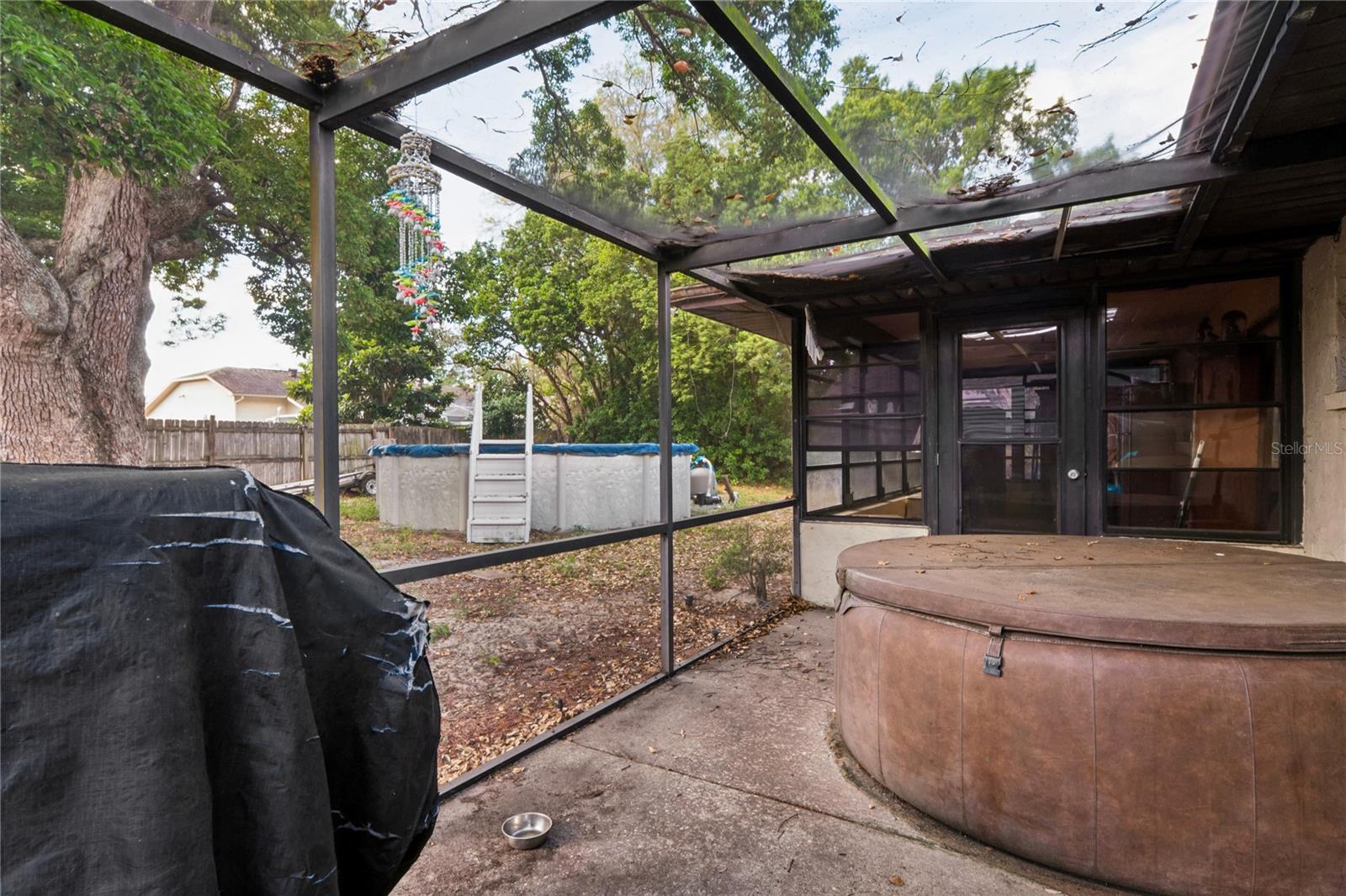 Image 36 of 49 For 11122 Maderia Street