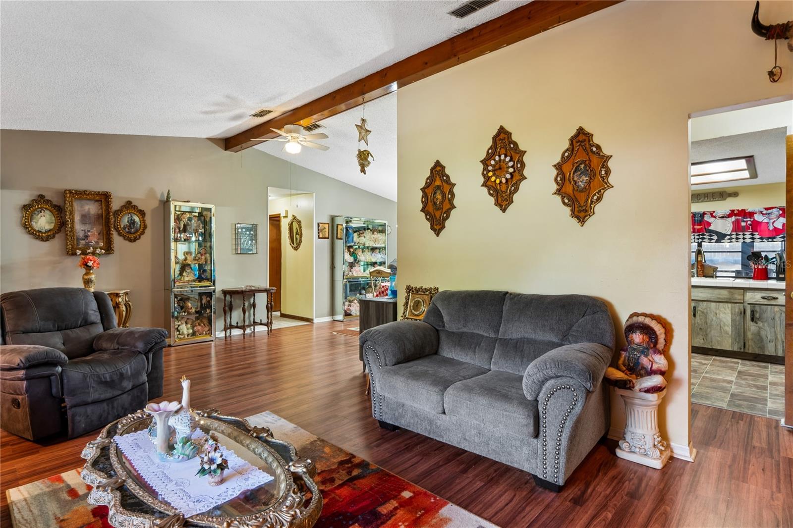 Image 9 of 49 For 11122 Maderia Street