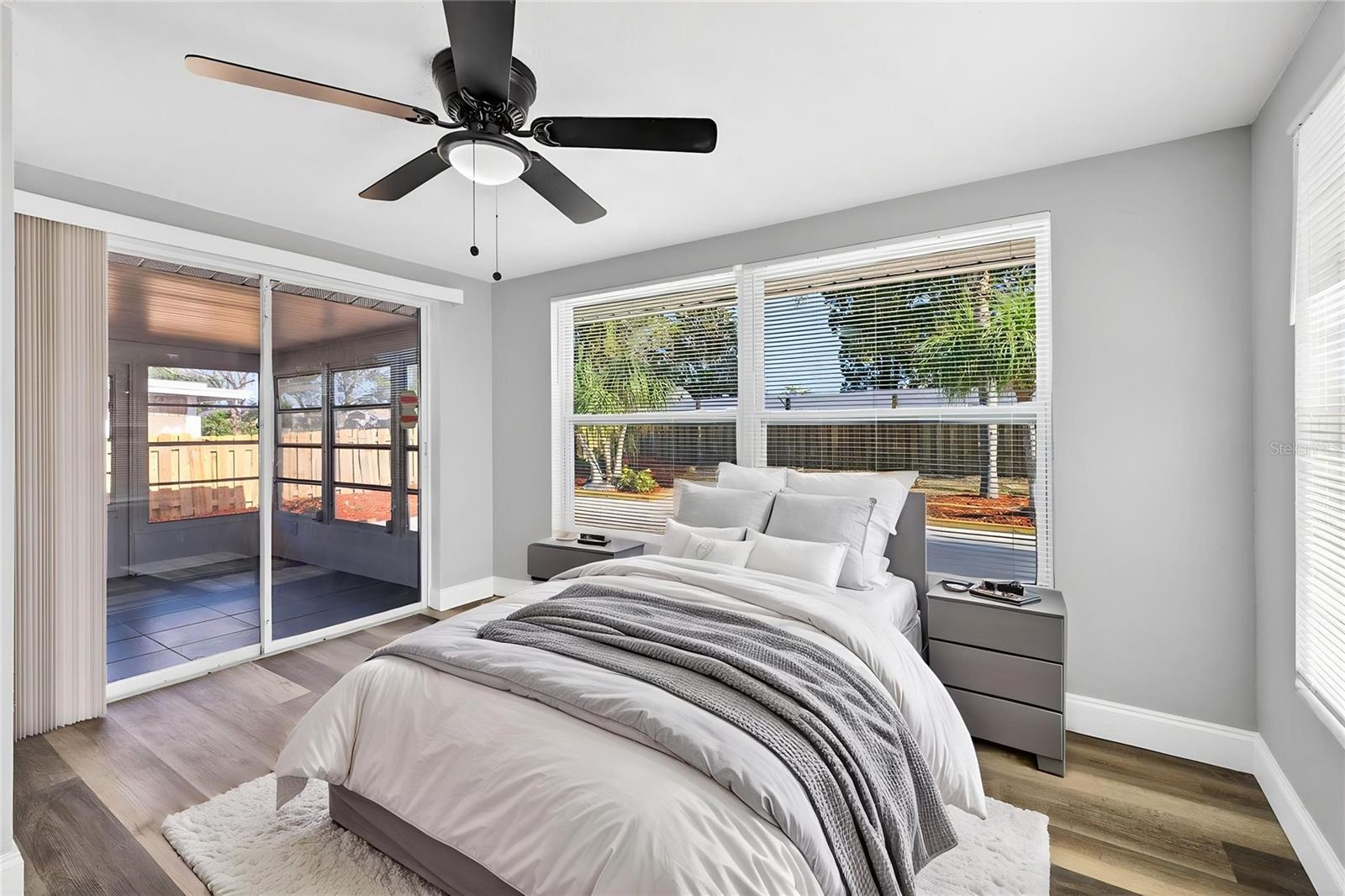 Listing photo id 9 for 7835 Lotus Drive