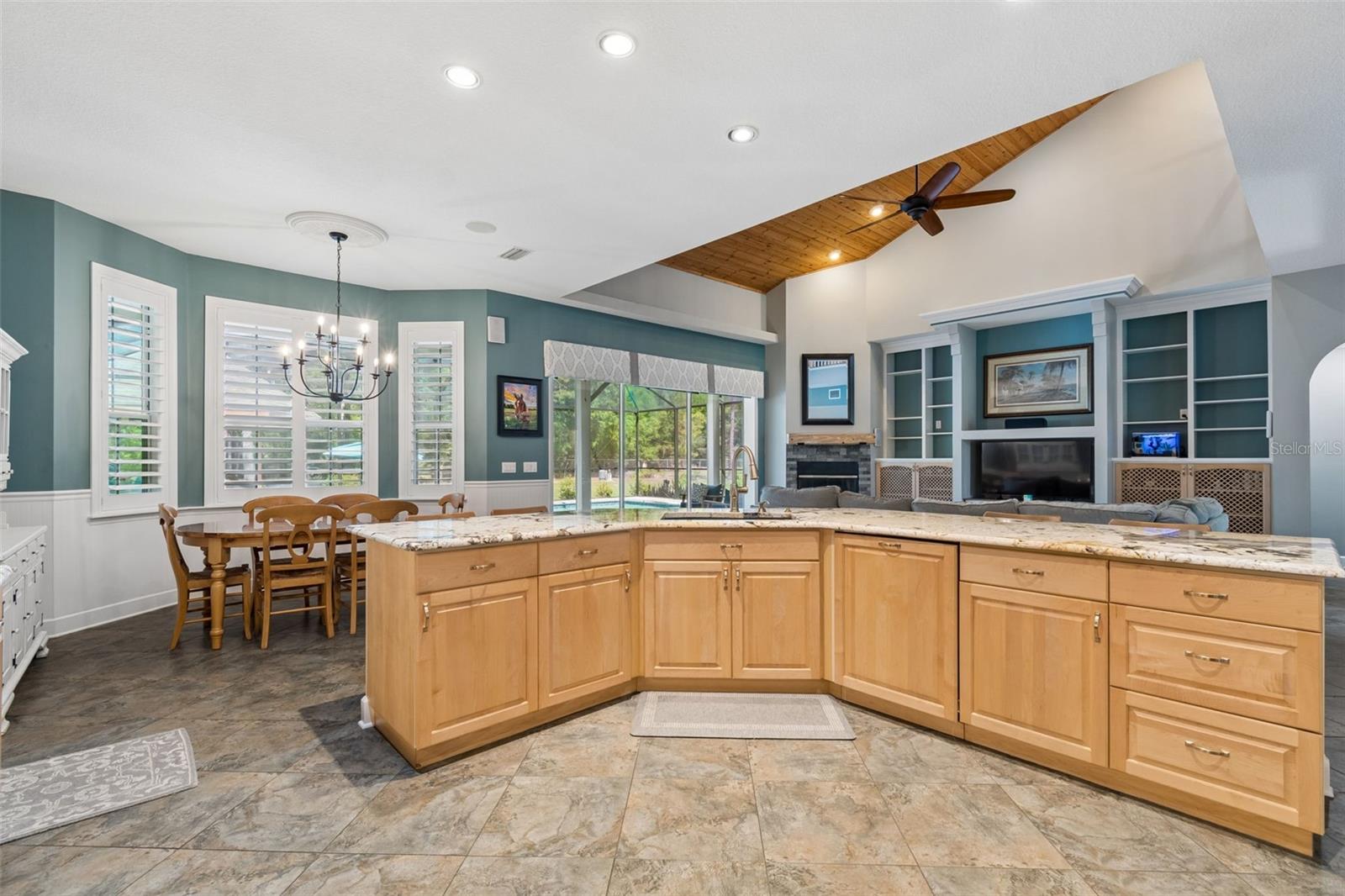 Image 15 of 74 For 5438 Drexel Road