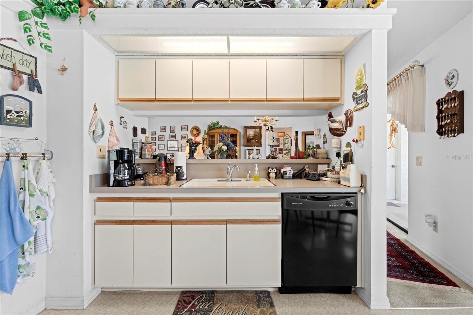 Image 32 of 52 For 4488 Bluewater Avenue