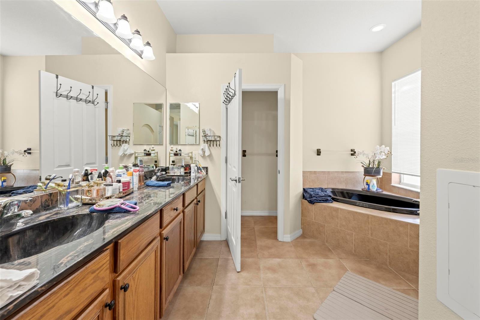 Image 34 of 44 For 14478 Copeland Way