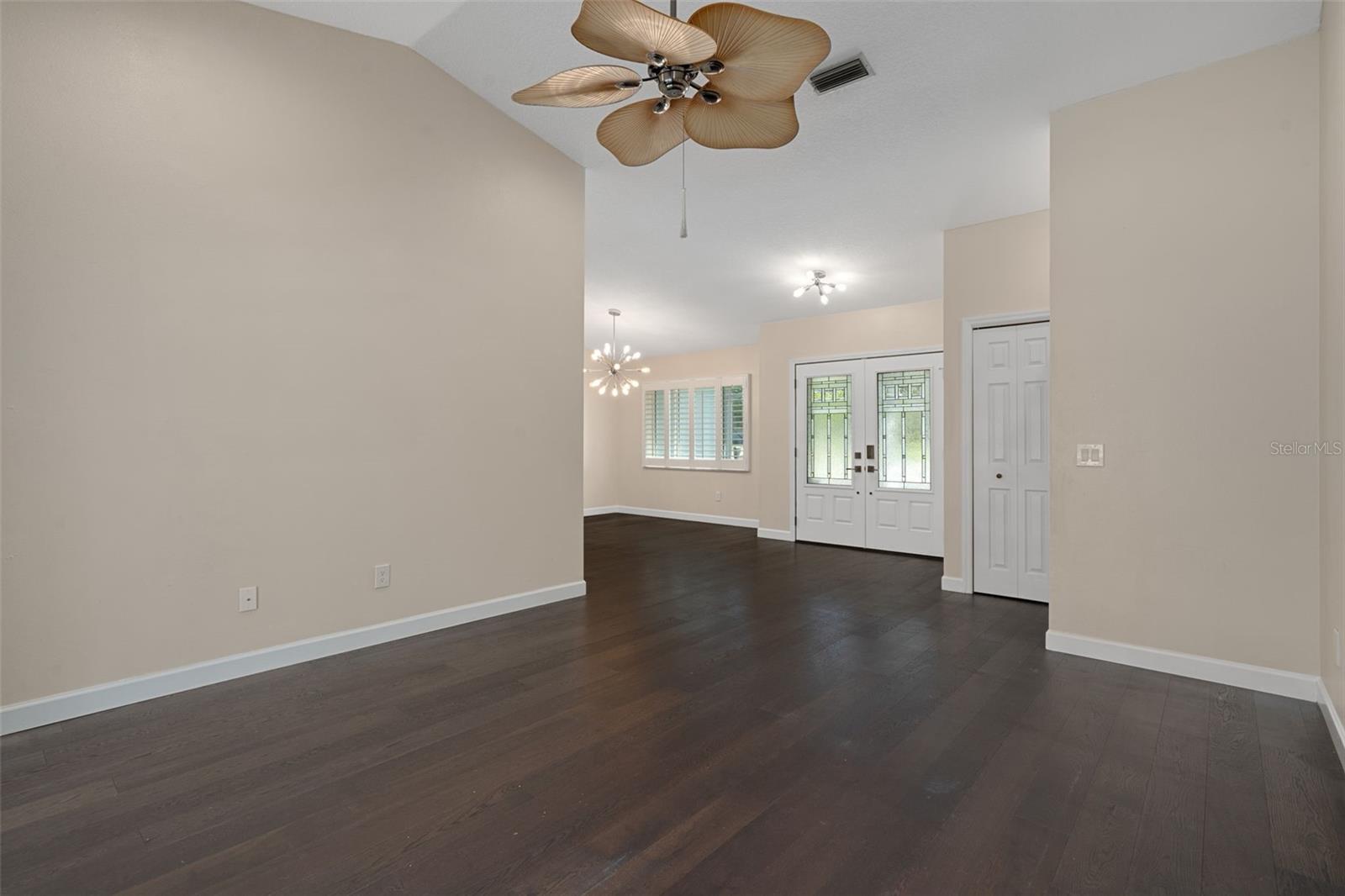 Image 10 of 75 For 3367 Black Oak Trail