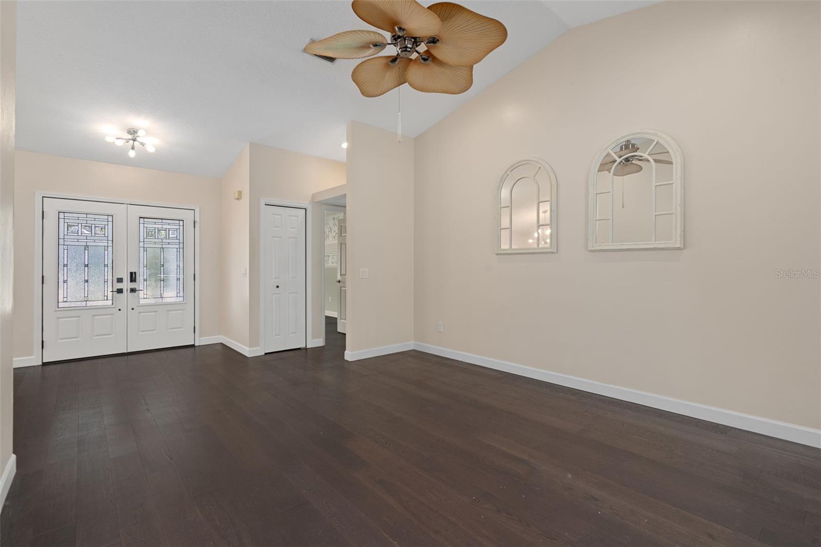 Image 11 of 75 For 3367 Black Oak Trail