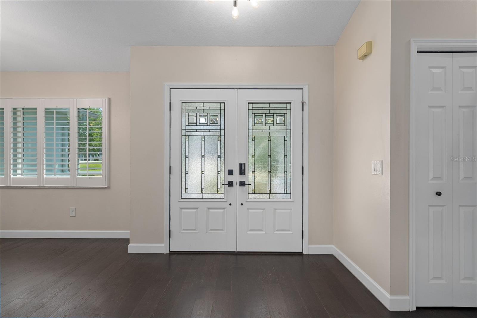 Image 12 of 75 For 3367 Black Oak Trail