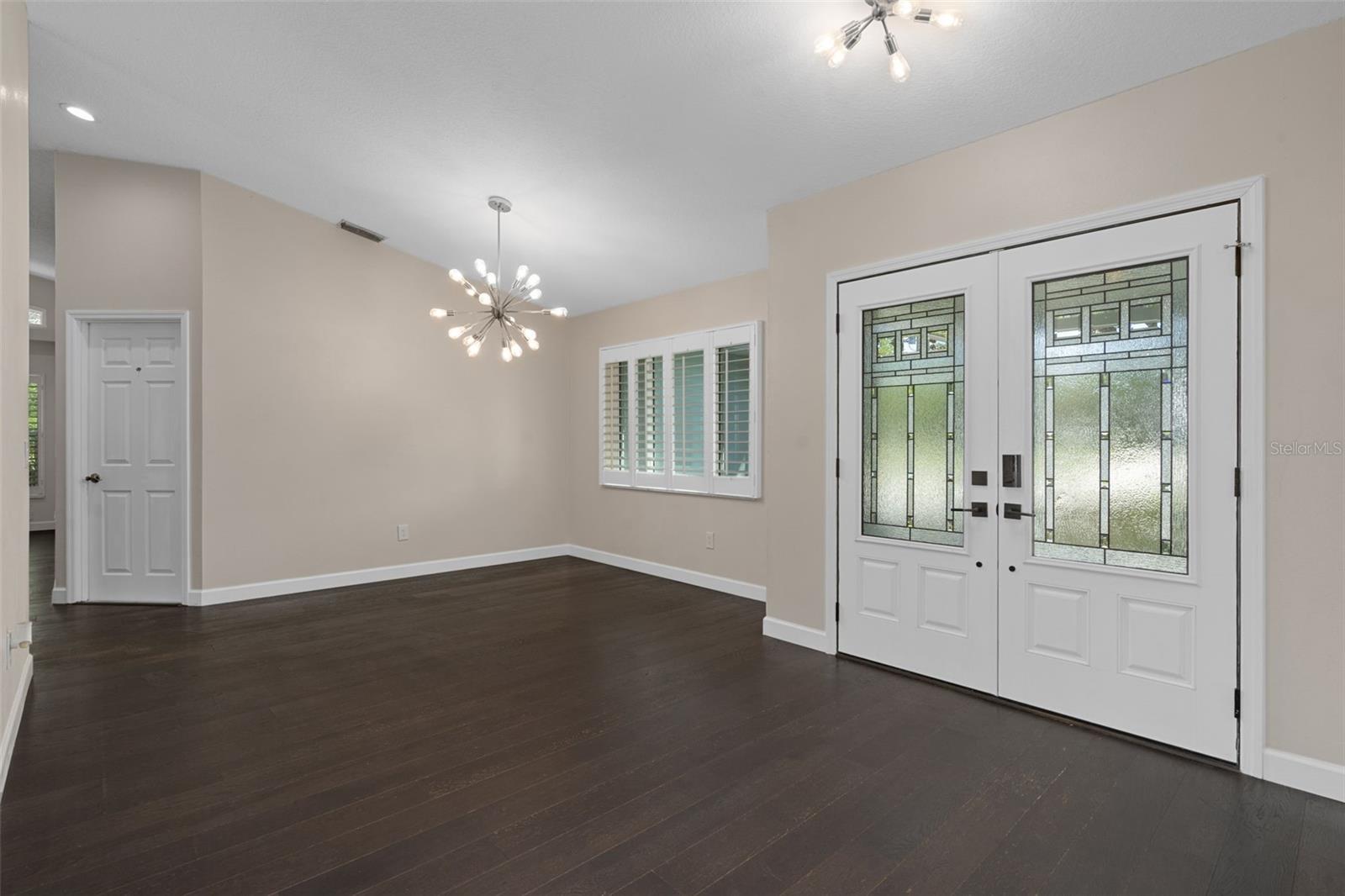 Image 13 of 75 For 3367 Black Oak Trail