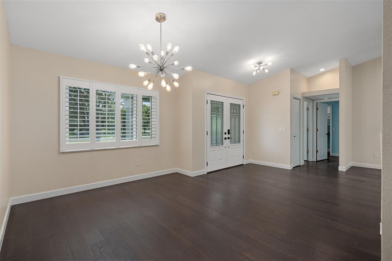 Image 17 of 75 For 3367 Black Oak Trail