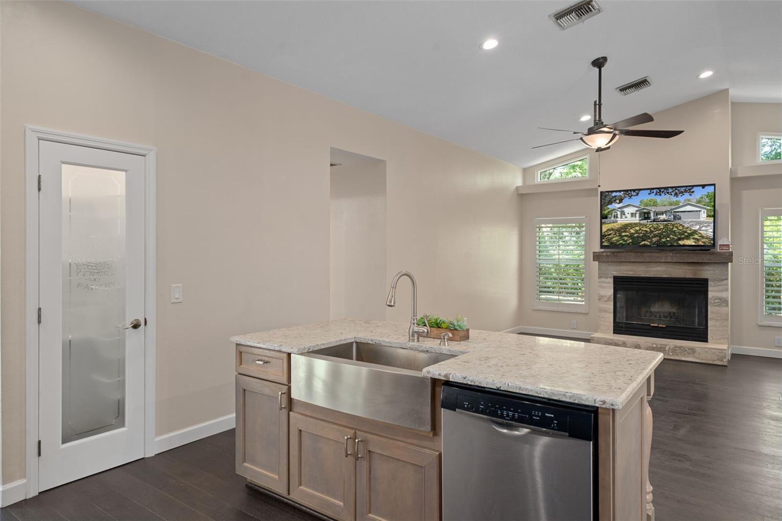 Image 29 of 75 For 3367 Black Oak Trail