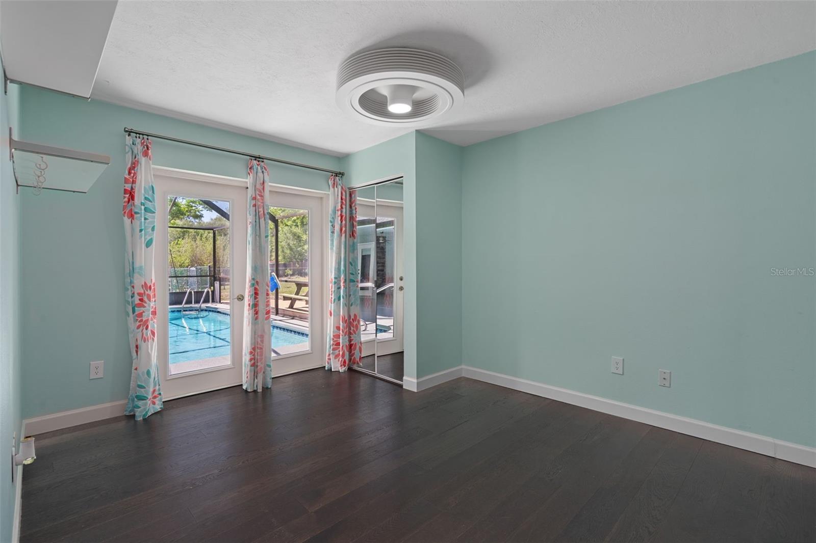 Image 54 of 75 For 3367 Black Oak Trail