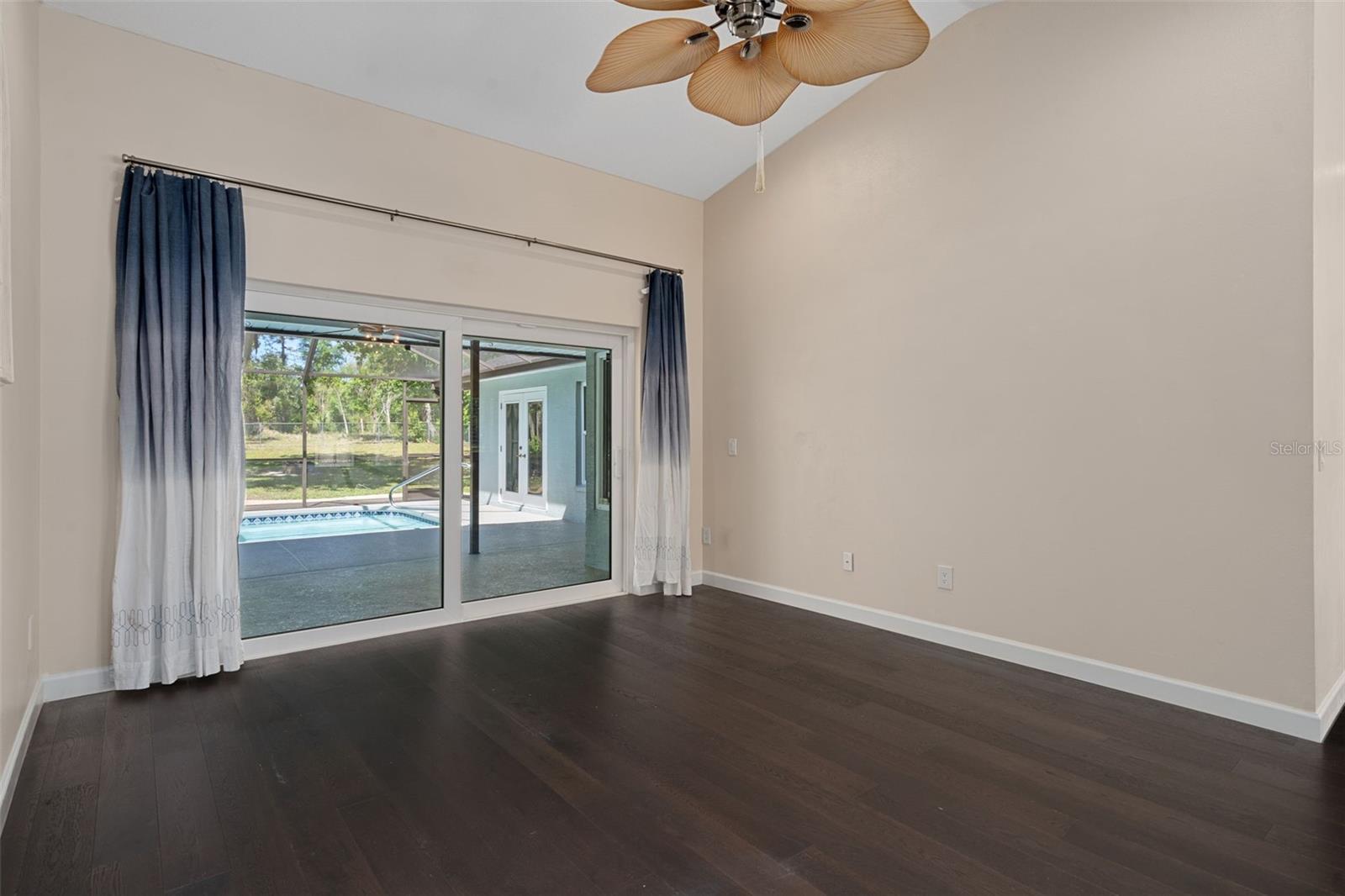 Image 9 of 75 For 3367 Black Oak Trail