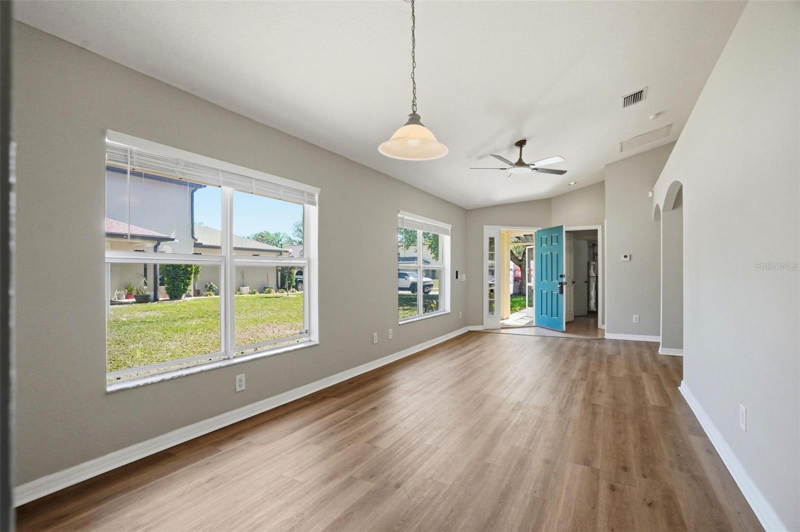 Image 13 of 58 For 8593 Silverbell Loop