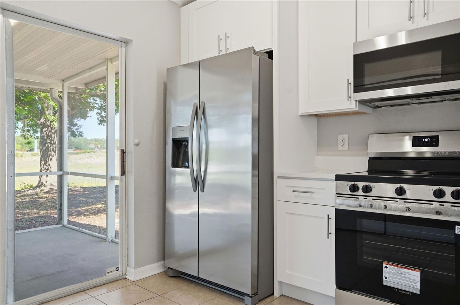 Image 16 of 58 For 8593 Silverbell Loop