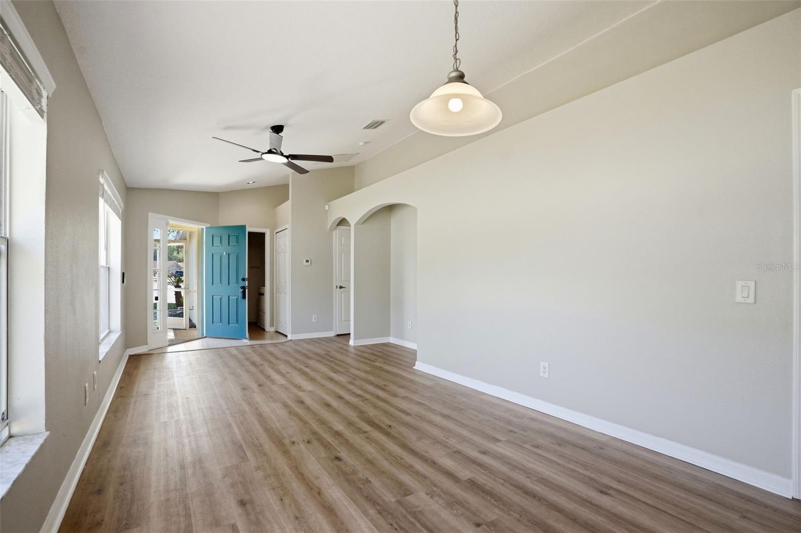 Image 20 of 58 For 8593 Silverbell Loop