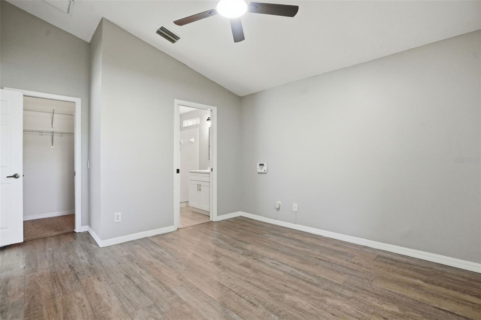 Image 32 of 58 For 8593 Silverbell Loop