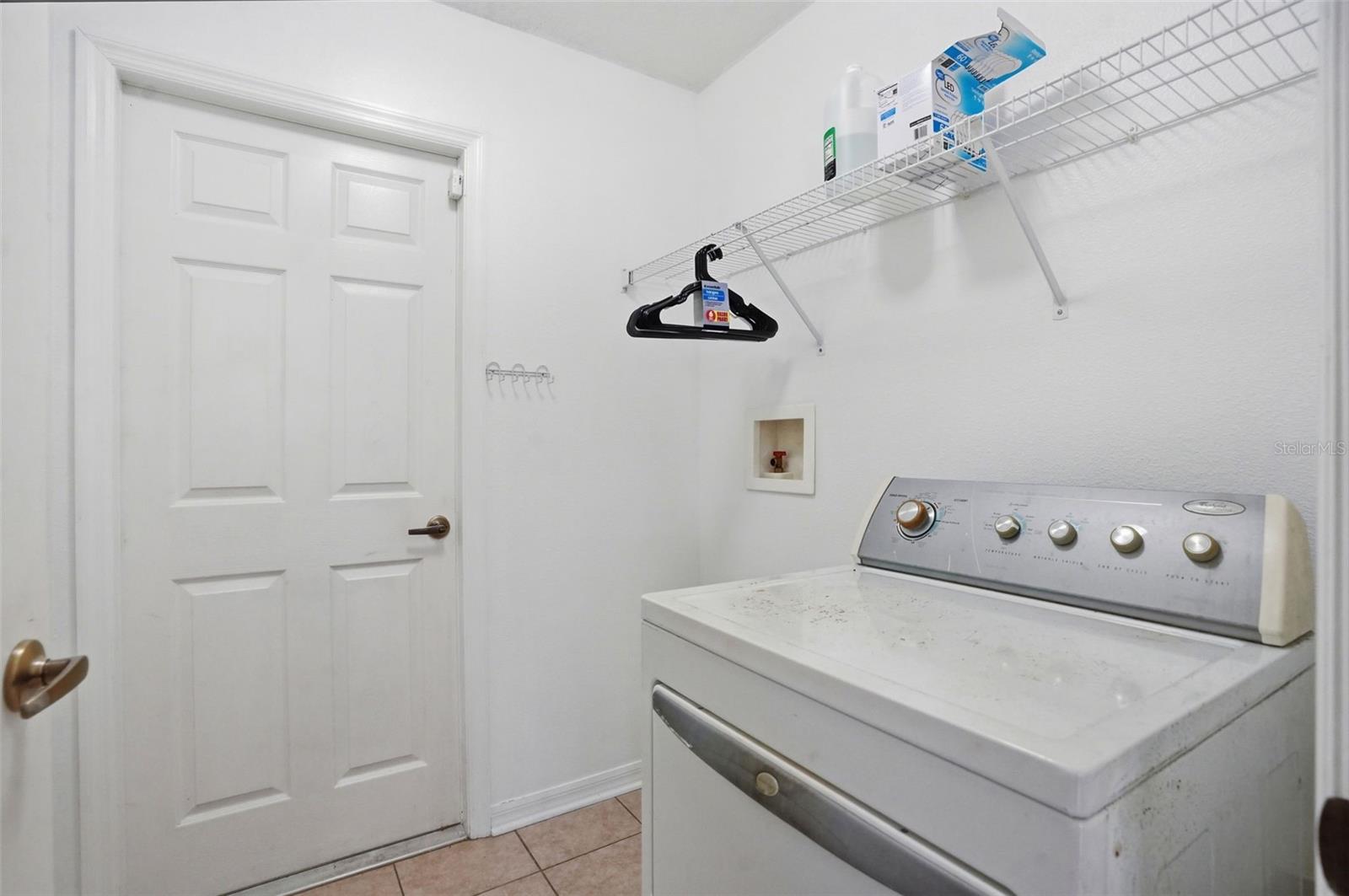 Image 34 of 58 For 8593 Silverbell Loop