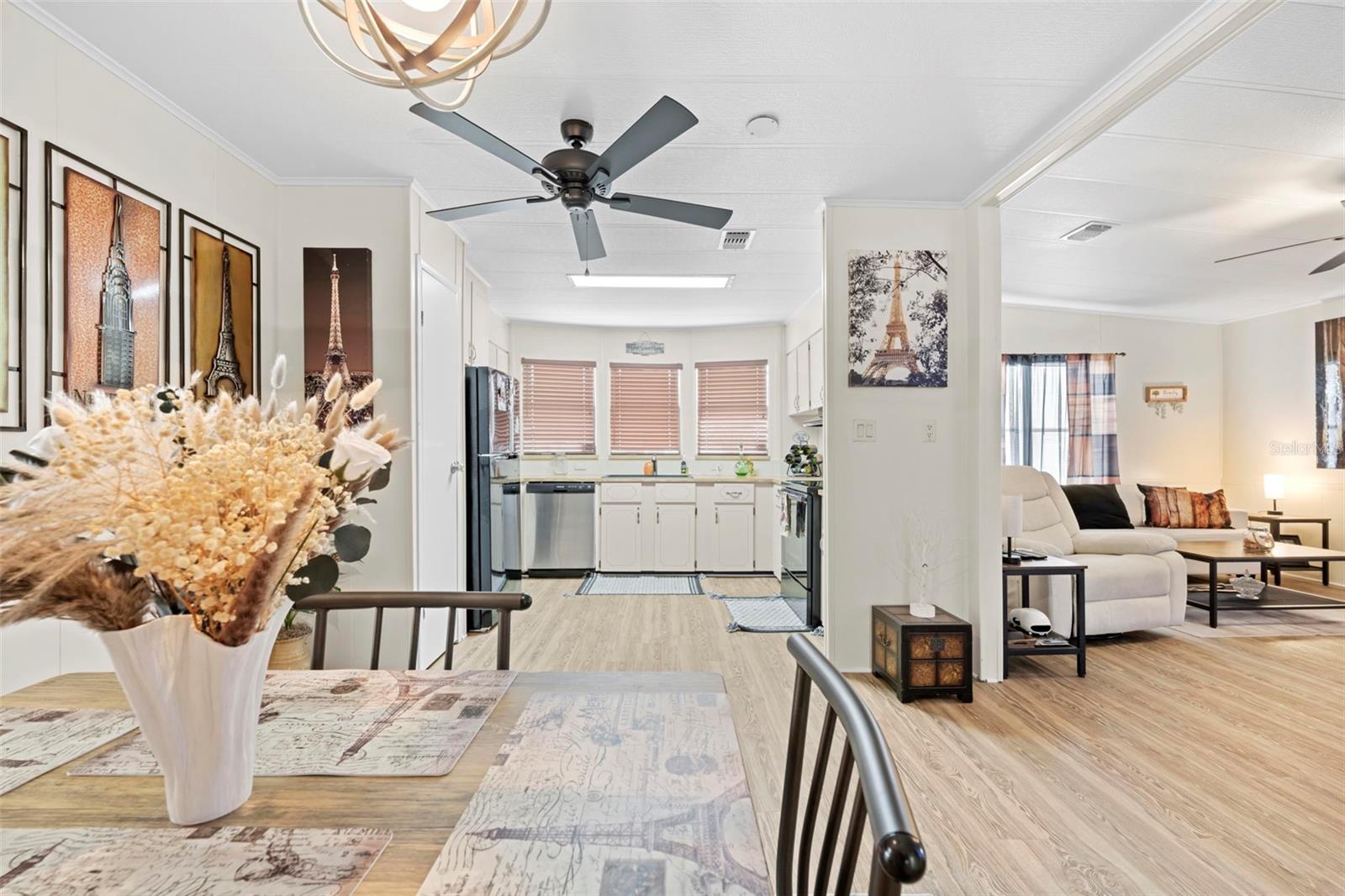 Image 16 of 38 For 14274 Sandhurst Street