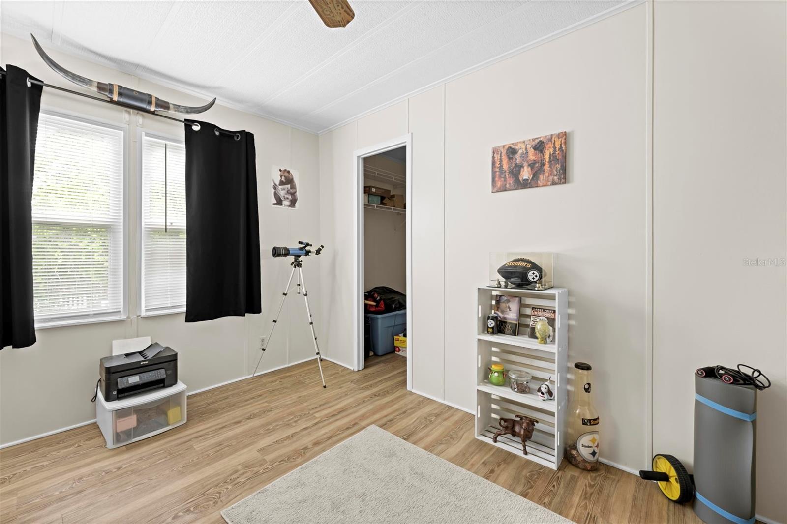 Image 32 of 38 For 14274 Sandhurst Street