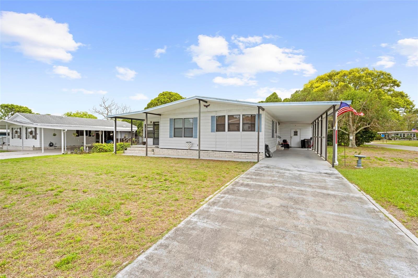 Image 34 of 38 For 14274 Sandhurst Street