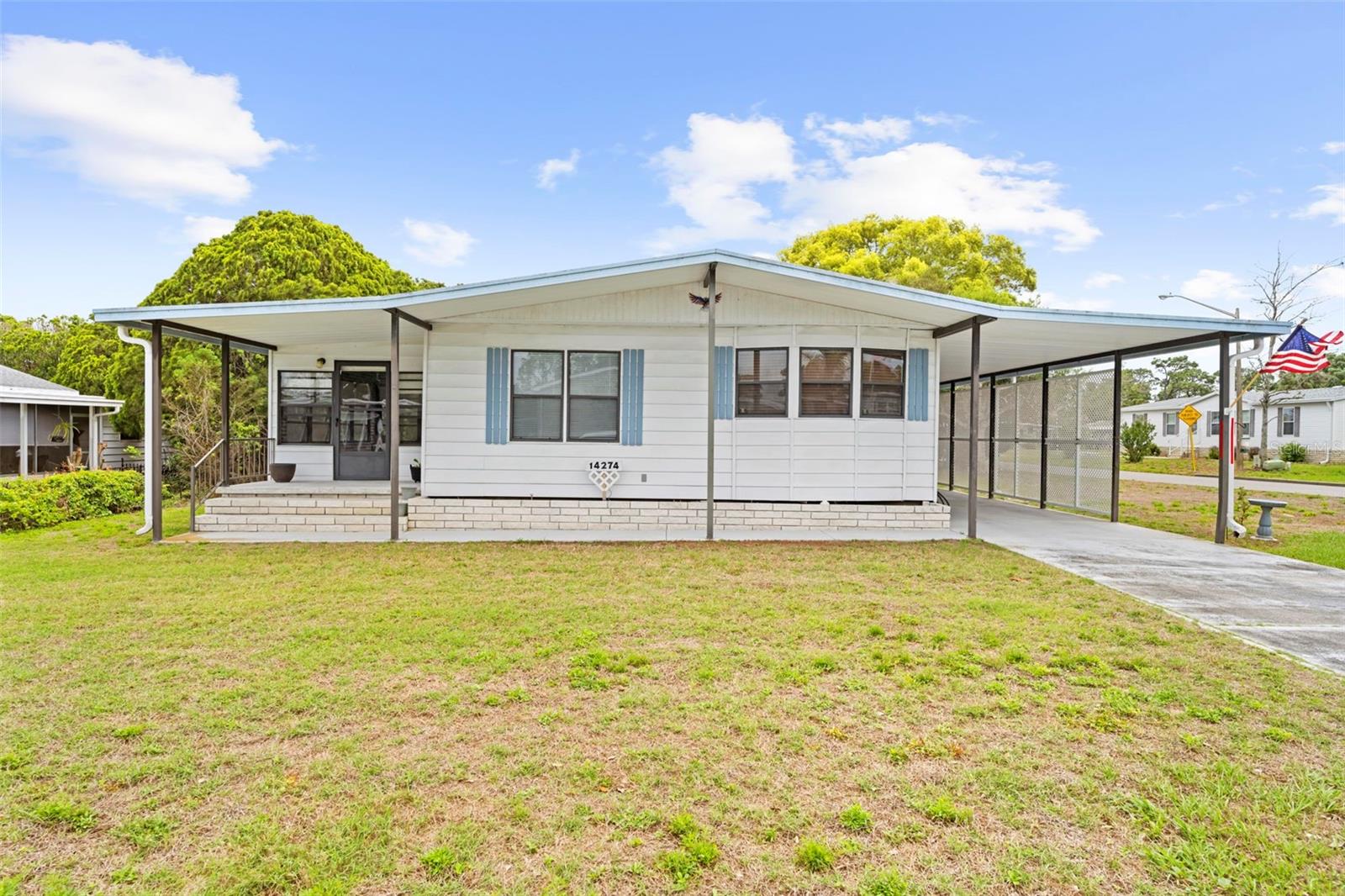 Image 35 of 38 For 14274 Sandhurst Street